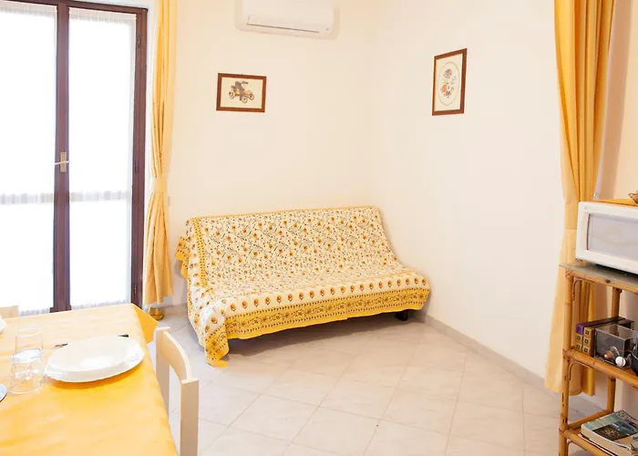 Free Parking & Wi-Fi - 10 Min Dal Mare